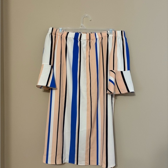 Romeo + Juliet Women's Striped Off-Shoulder Dress M Multicolor Party - Picture 3 of 4